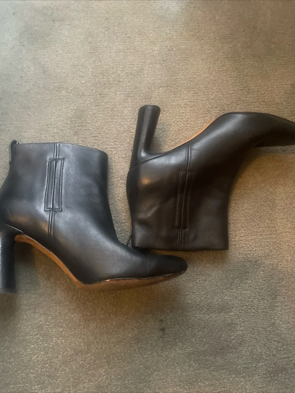 Classic Vince' Black Leather Ankle Boots - Women's Heeled Booties SZ9